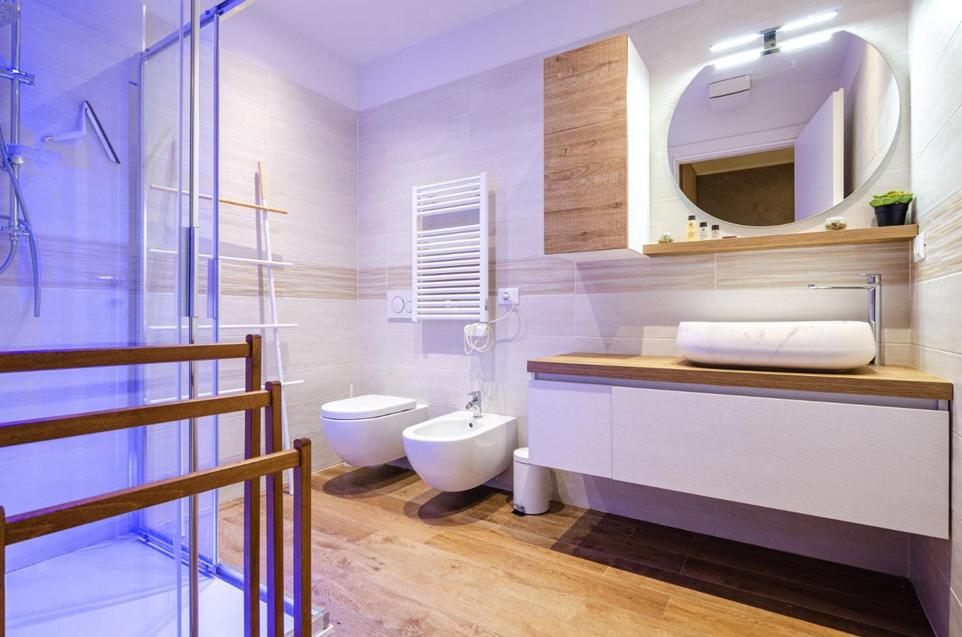 Goito Luxury Apartment, In The Historical Center Bologna Bagian luar foto