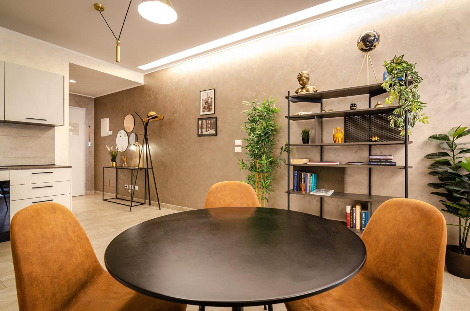 Goito Luxury Apartment, In The Historical Center Bologna Bagian luar foto