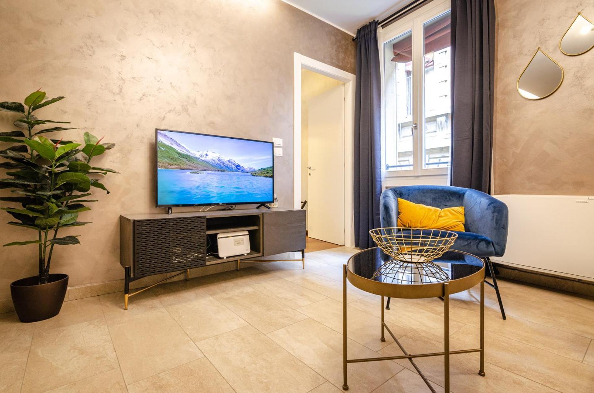 Goito Luxury Apartment, In The Historical Center Bologna Bagian luar foto